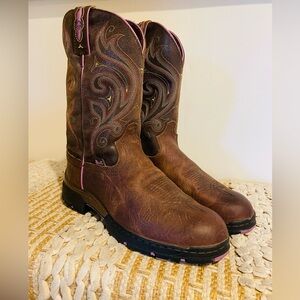 Women’s Justin’s Gorge Straight Love Bug Waterproof Cowgirl Boots Size 9.5 C